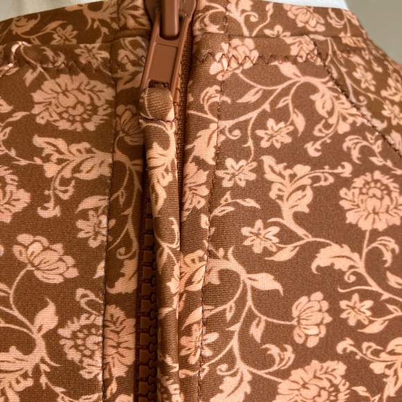 Rhythm Nazare Paisley Long Sleeve Surfsuit Women’s Size Medium - Picture 8 of 10